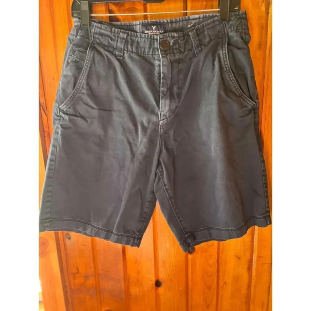 American Eagle Men's Navy Casual Shorts size 30‎